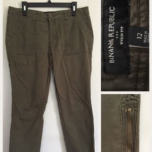 Banana Republic Chino Pants